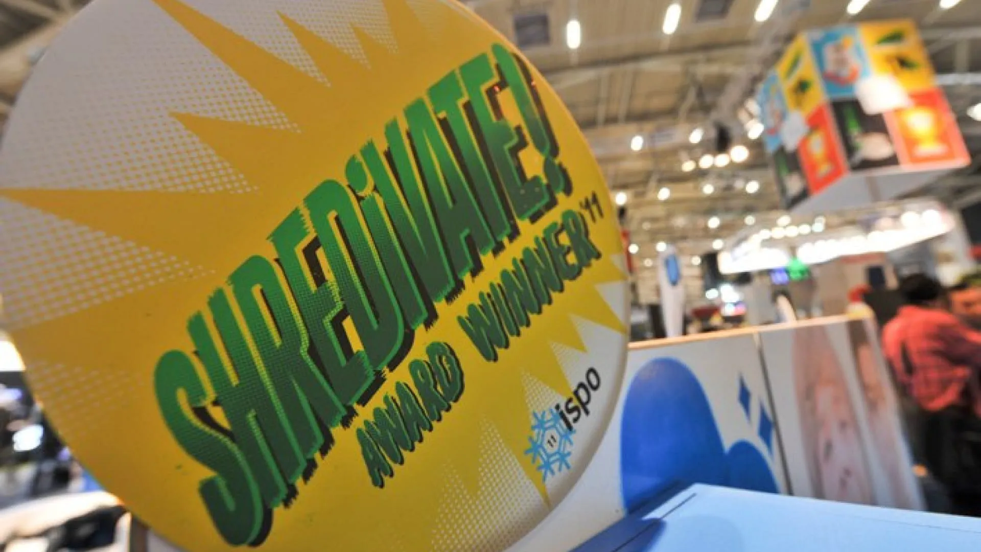 Auszeichnung 'SHREDULATED?' auf der Ispo-Messe